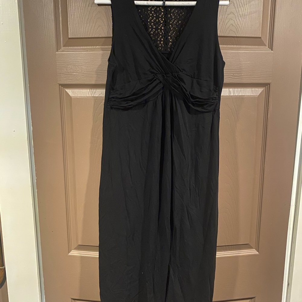 Lot of 8 Gorgeous Dresses, Size Medium